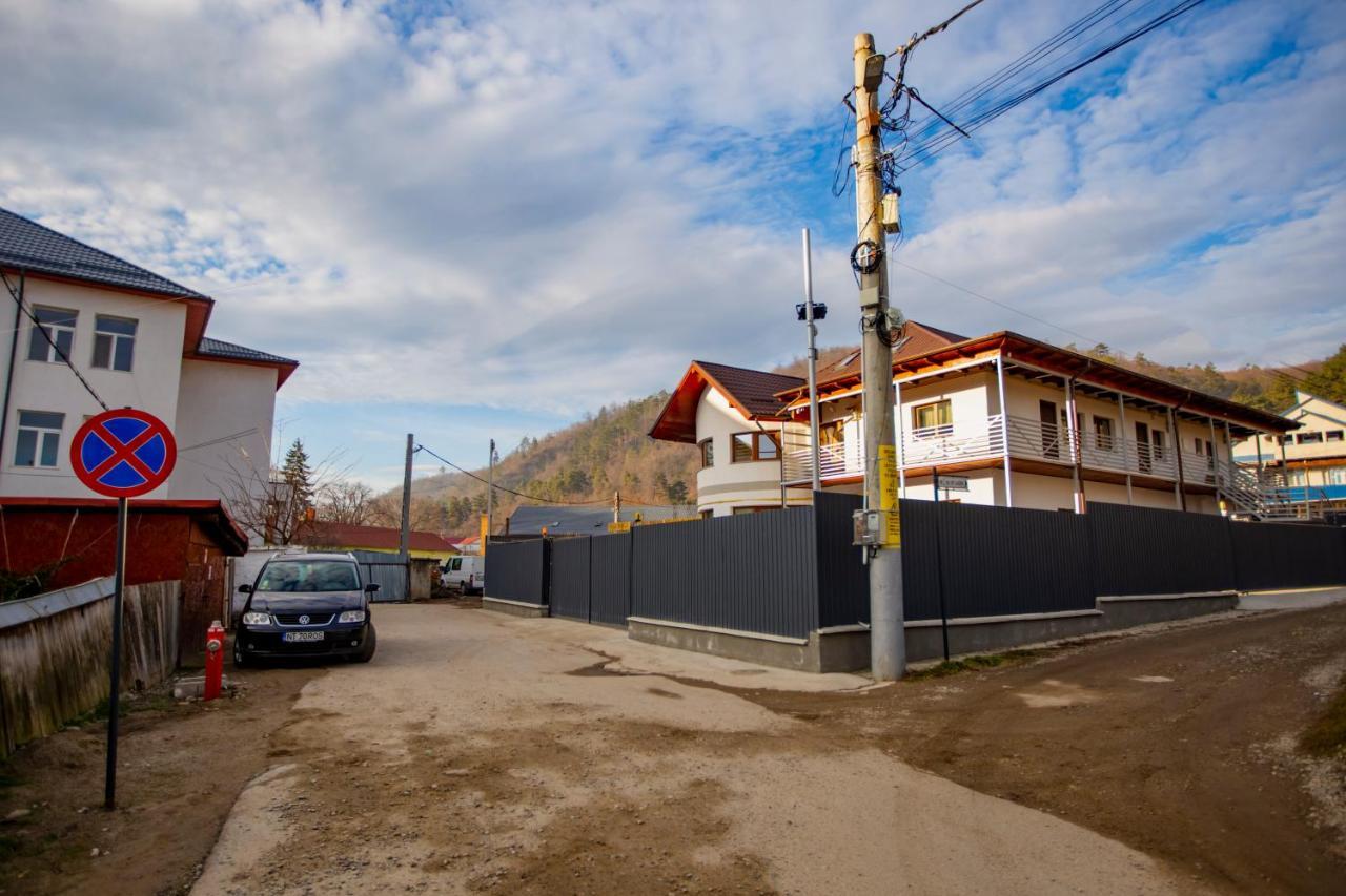 Vaias Aparts Тыргу-Нямц Экстерьер фото